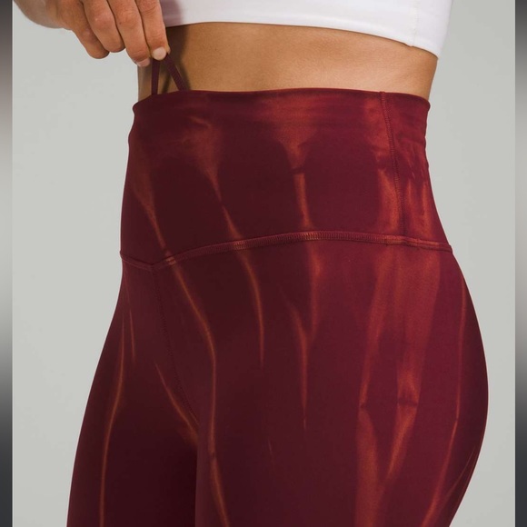 LULULEMON Wunder Train HR Short 8"Fade - Picture 2 of 7